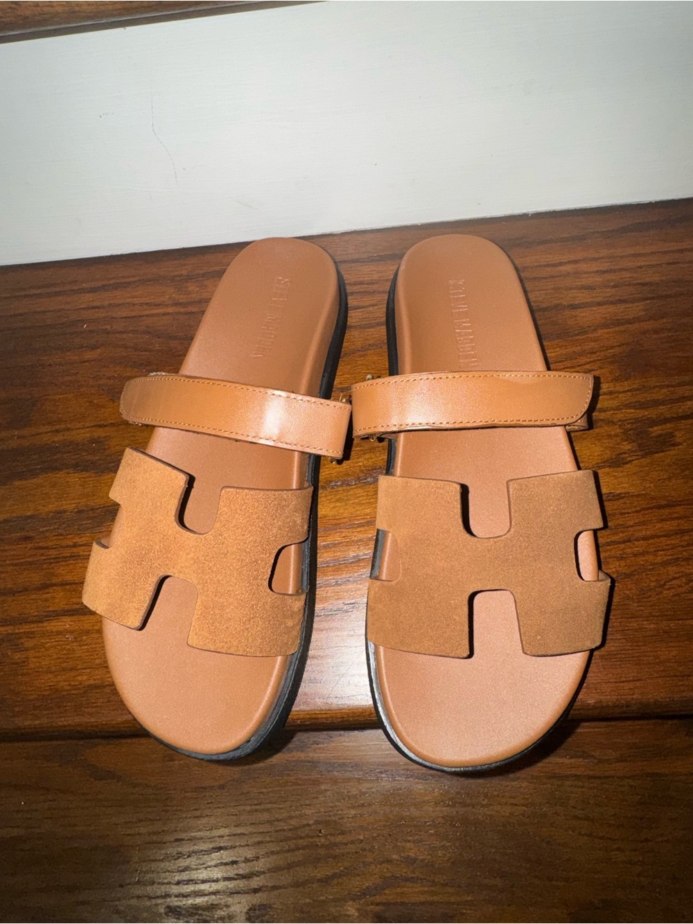 Steve Madden 
MAYVEN CAMEL SUEDE size 9